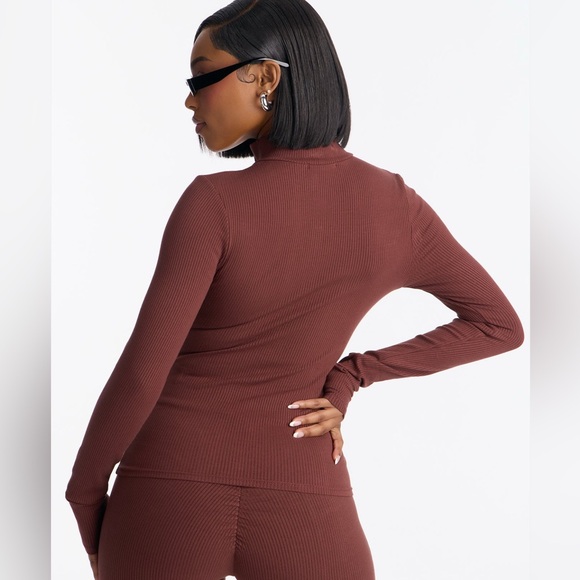 Brown Ribbed Top 🤎 - Picture 4 of 7